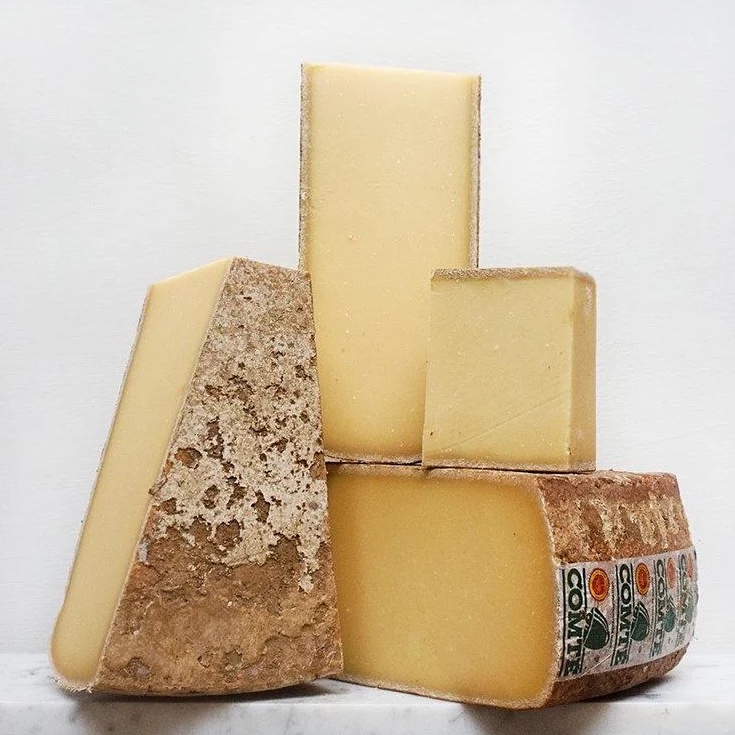 Комте 300 грамм, выдержка 24 месяца