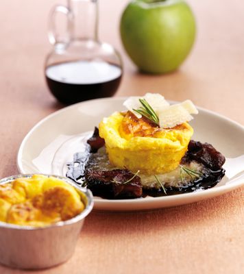 Суфле с яблоком и Пармезаном