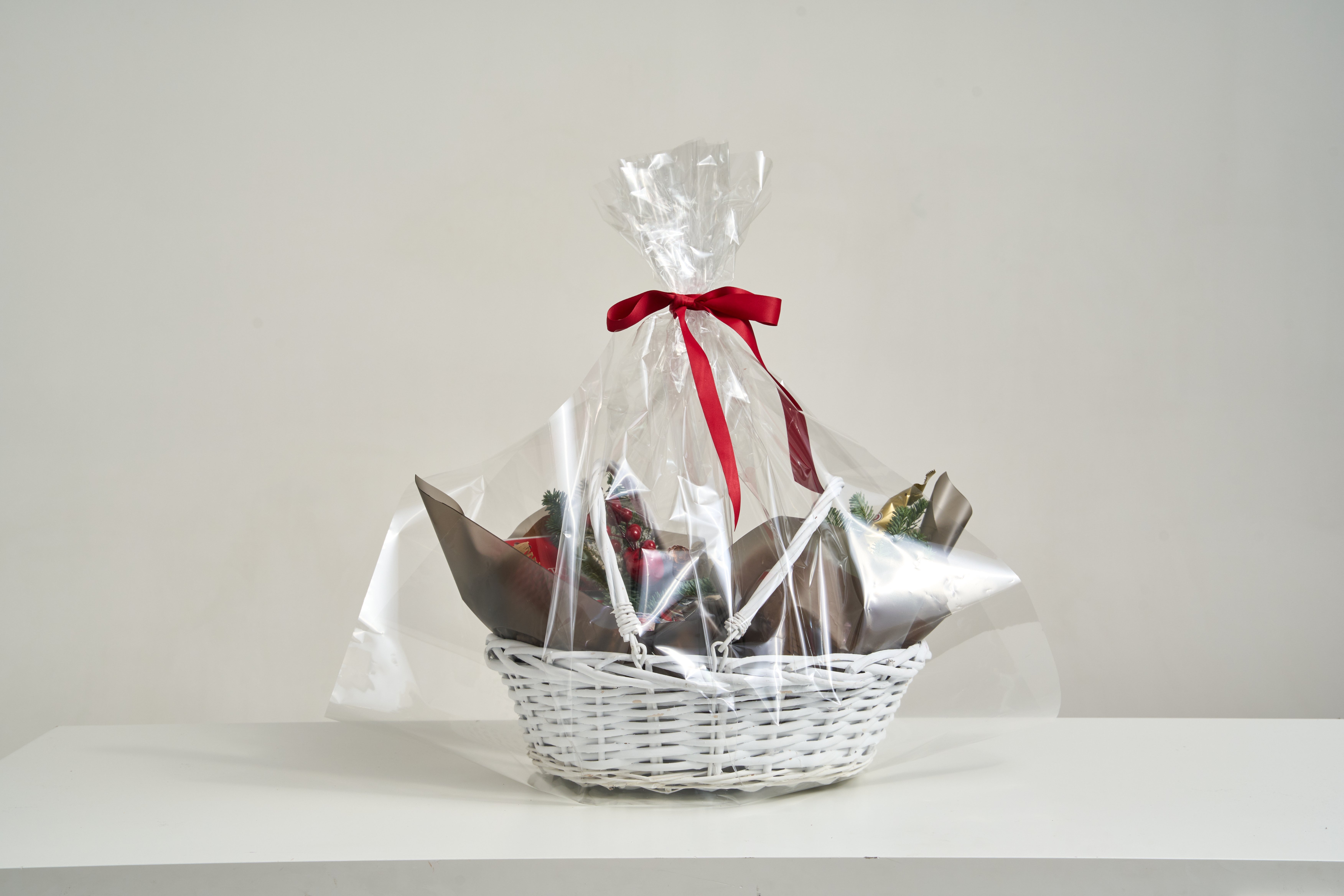 Подарочный набор в корзине