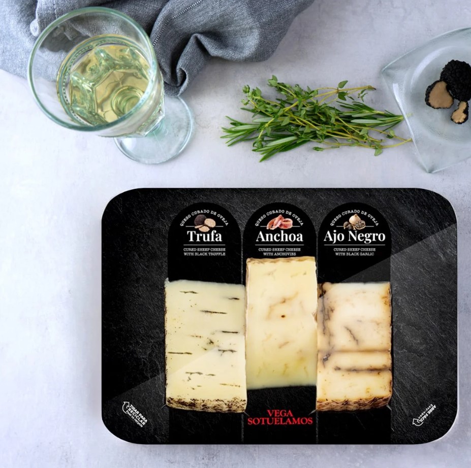 Манчего c трюфелем, анчоусами и чесноком (ассорти), 300 грамм